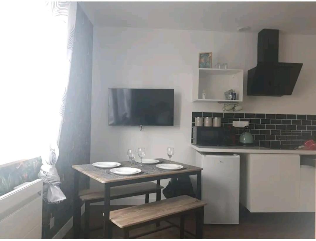 Apartmán La Nouvelle-Orleans - Hyper-Centre- 2Mn Sncf - Wi-Fi Netflix Gratuit Niort Exteriér fotografie